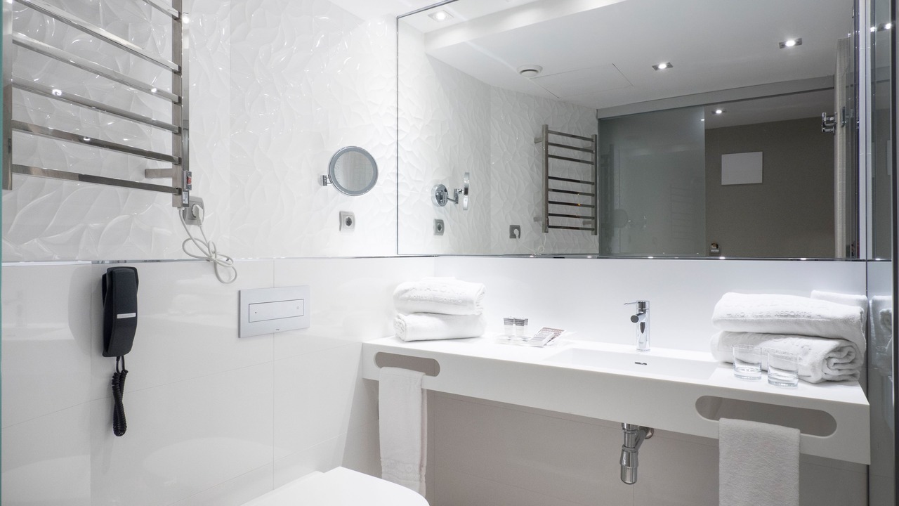Photo of Bathroom in El Camp de l'Arpa del Clot