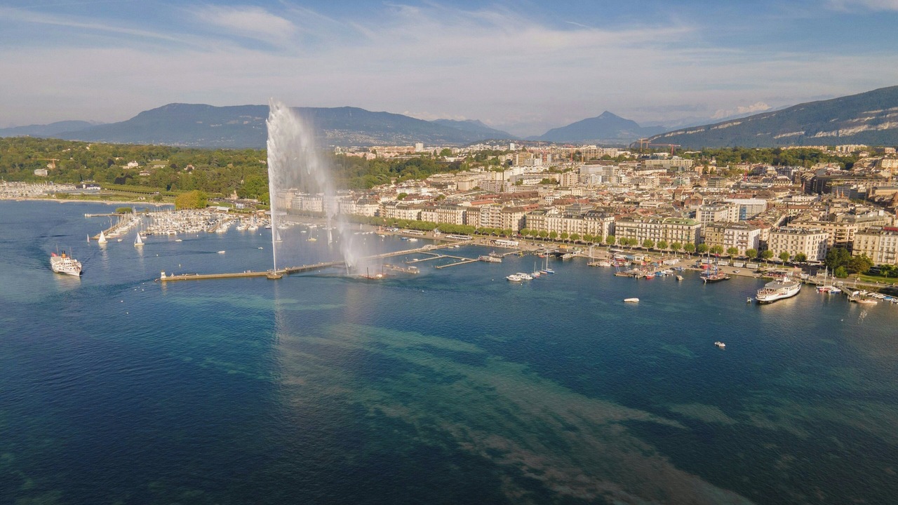 Photo of Others in Downtown Geneva