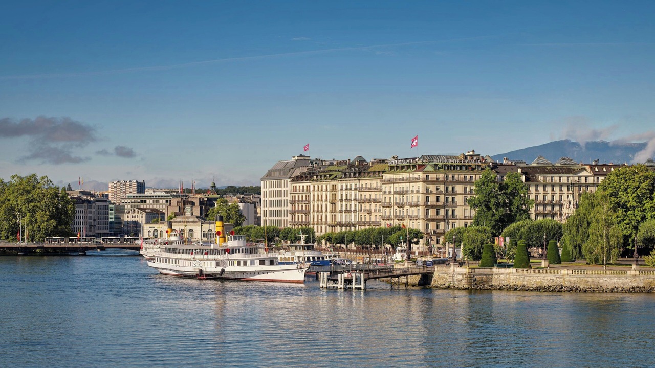 Photo of Others in Downtown Geneva