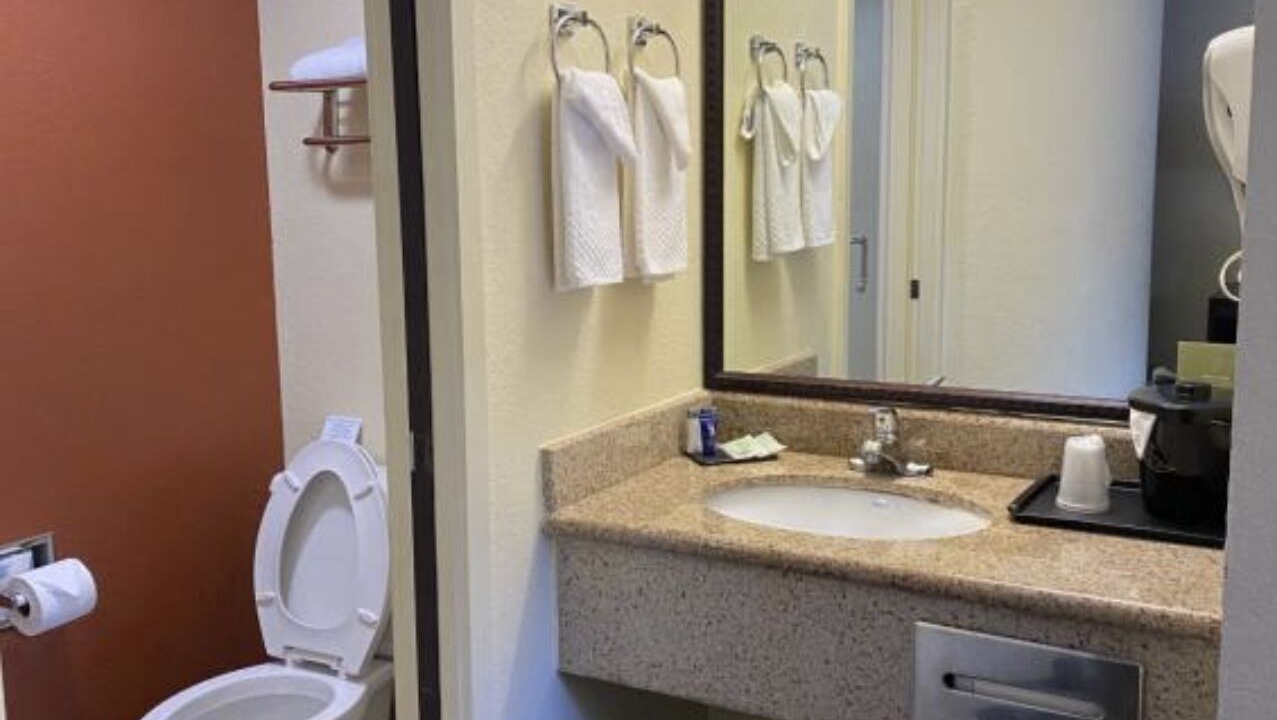 Photo of Bathroom in Bayou Oaks