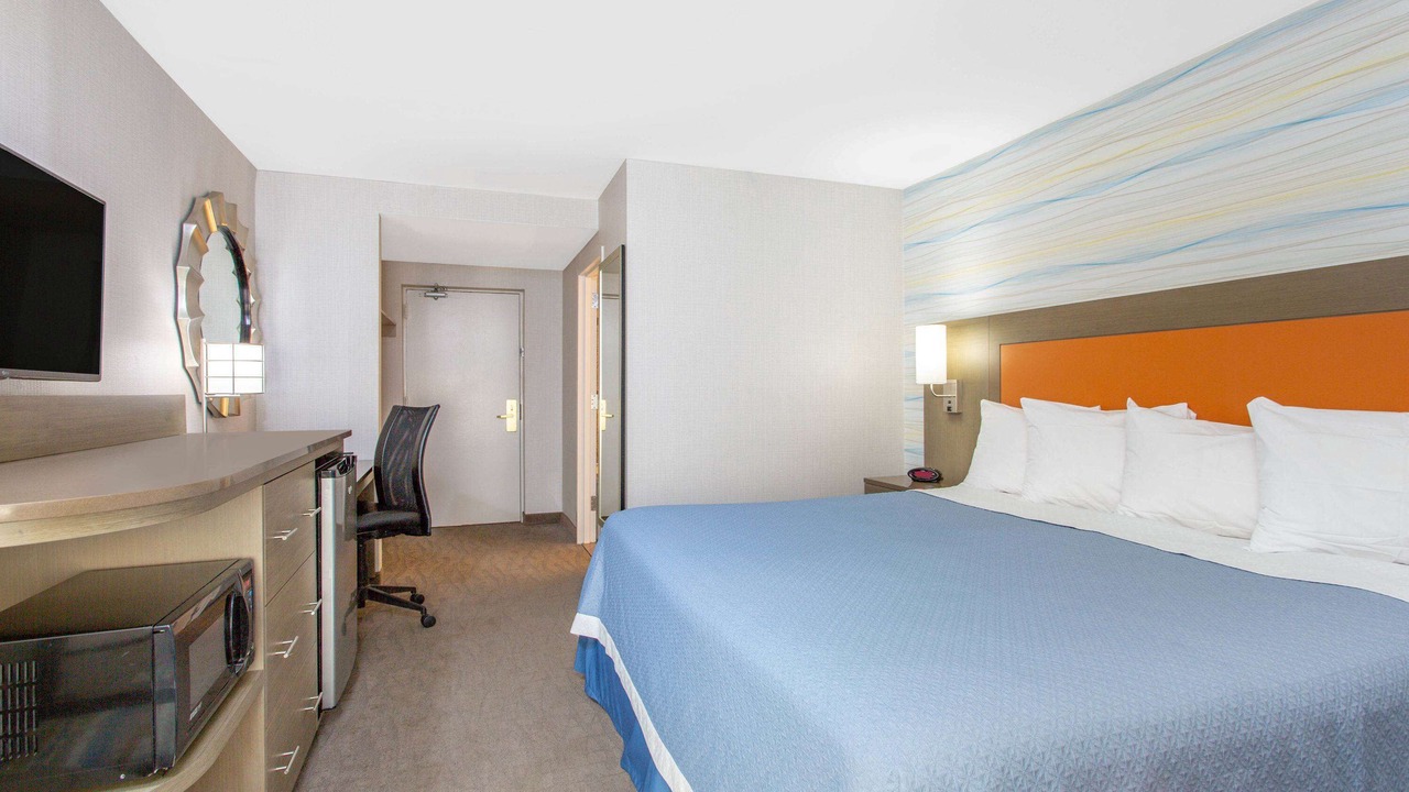 Photo of Bedroom in Lanham