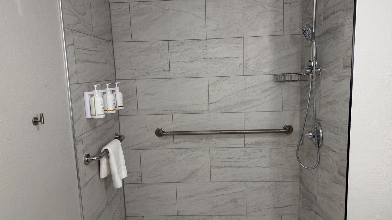 Photo of Bathroom in Baymeadows