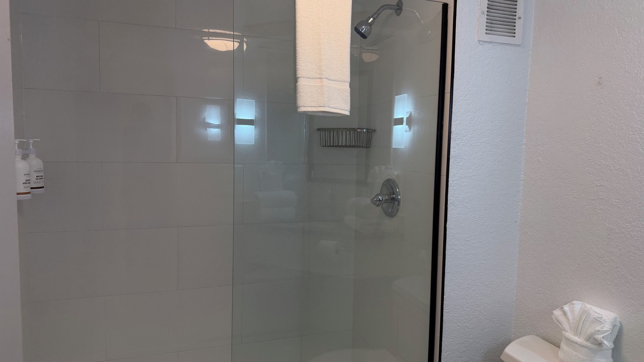 Photo of Bathroom in Baymeadows
