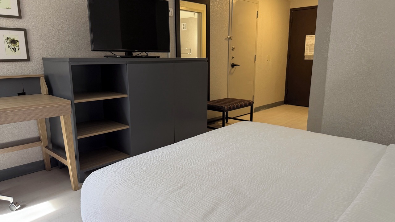Photo of Bedroom in Baymeadows