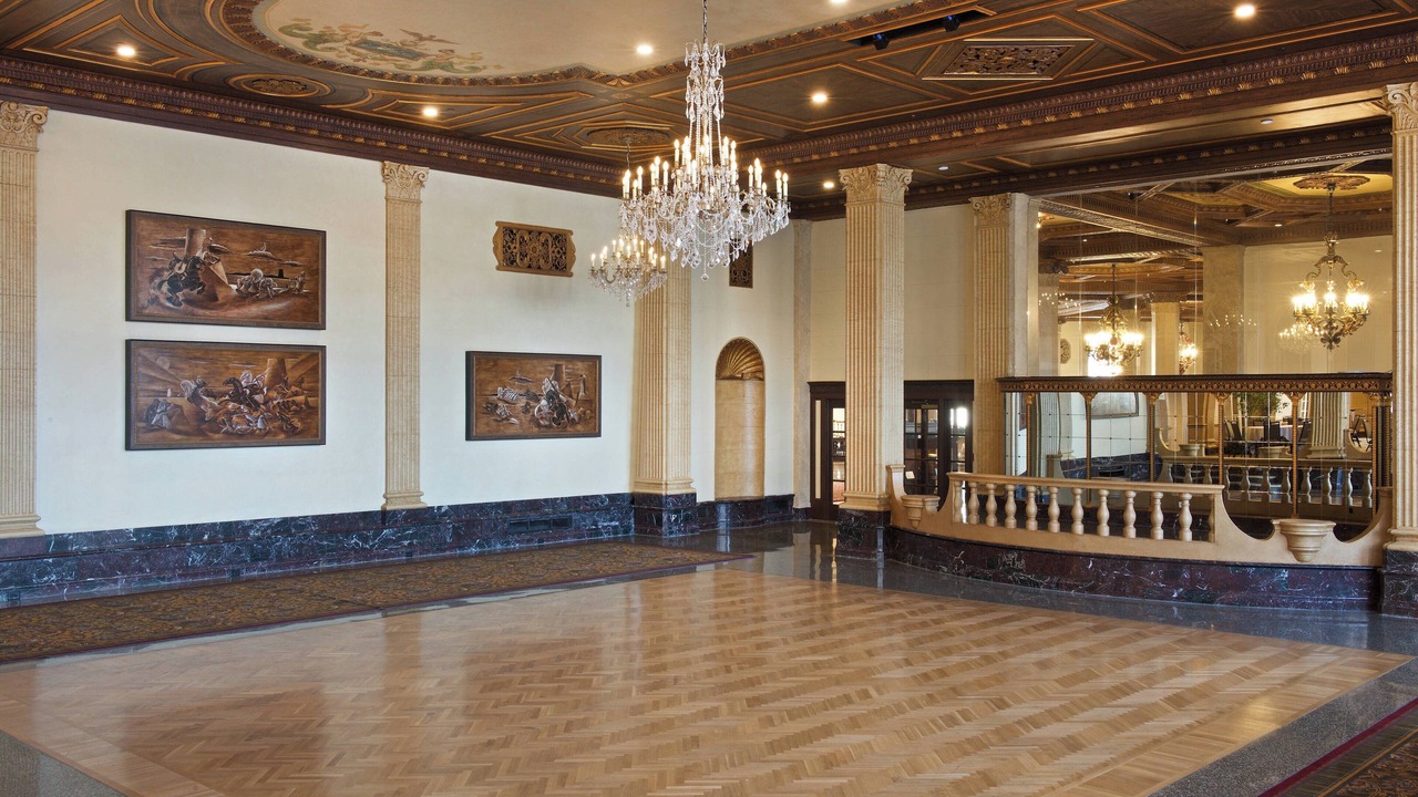 Photo of Others in Downtown Syracuse