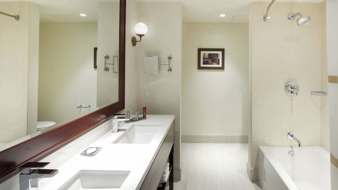 Photo of Others in Downtown Syracuse