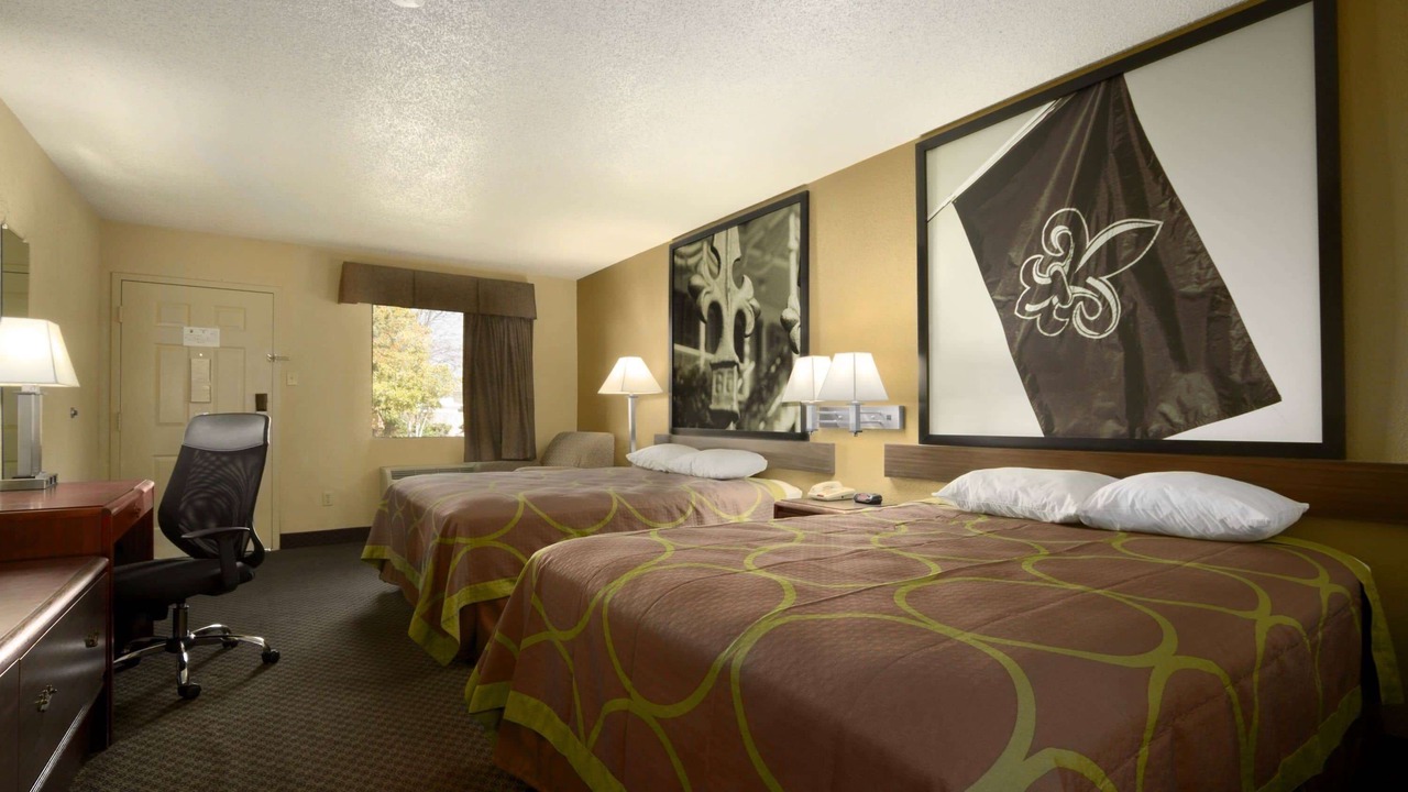 Photo of Others in Calhoun