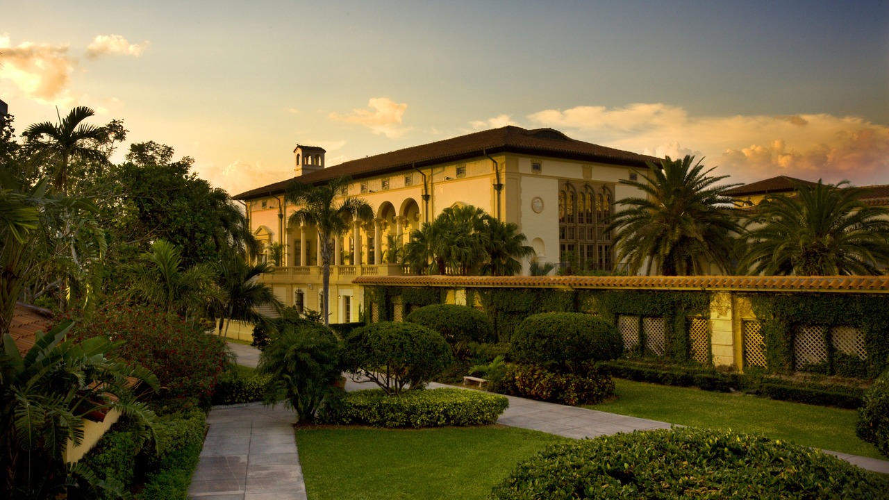 Photo of Outdoor in Country Club Section