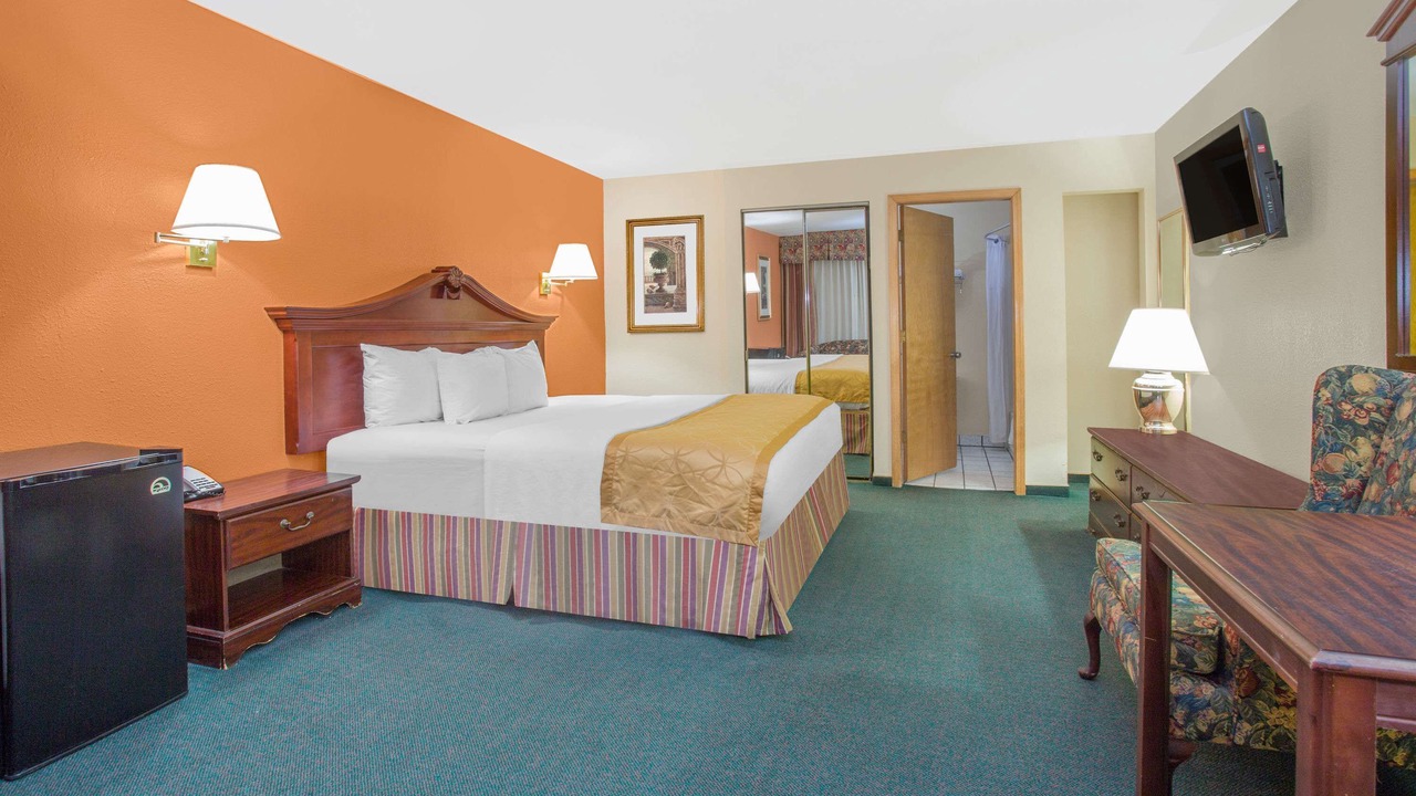 Photo of Bedroom in Gallup