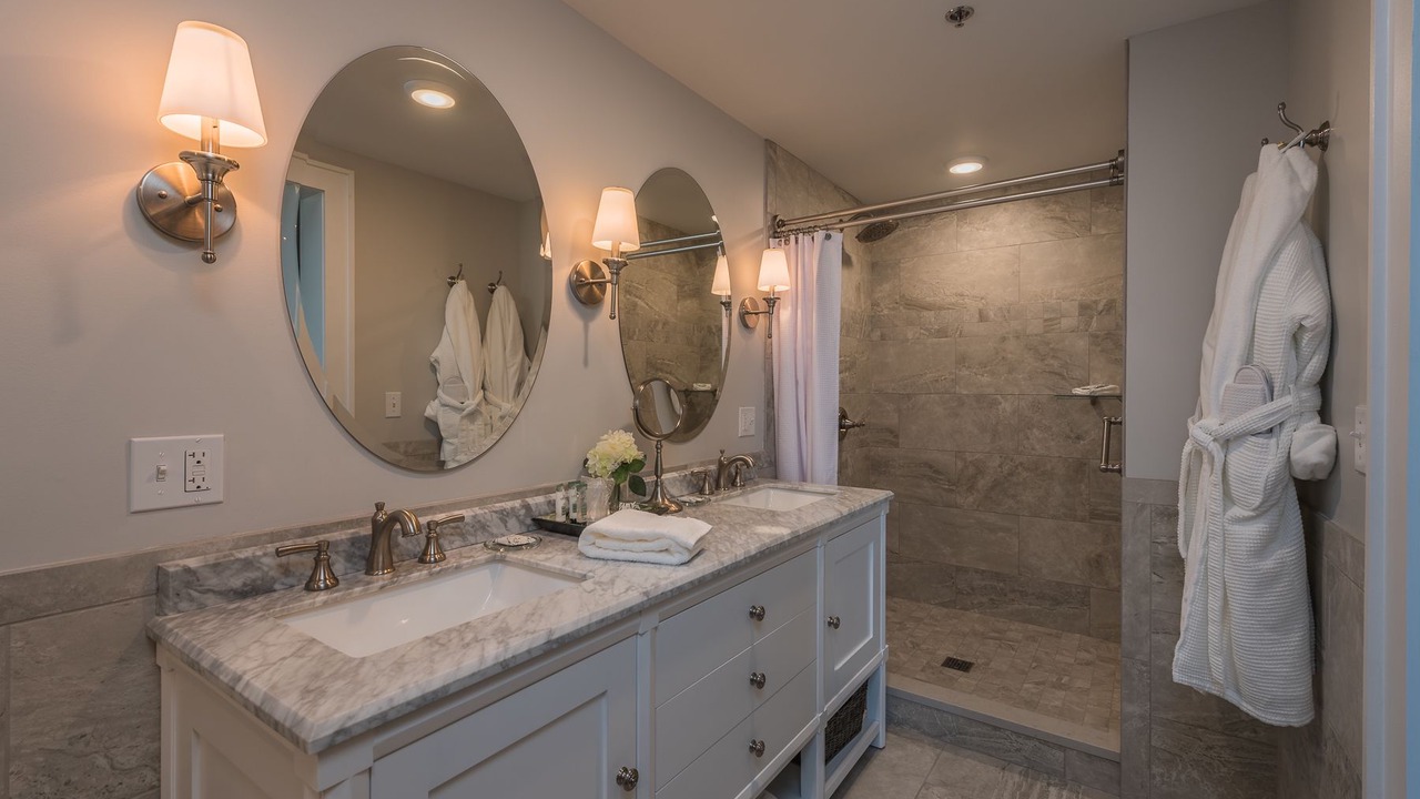 Photo of Bathroom in Sackets Harbor