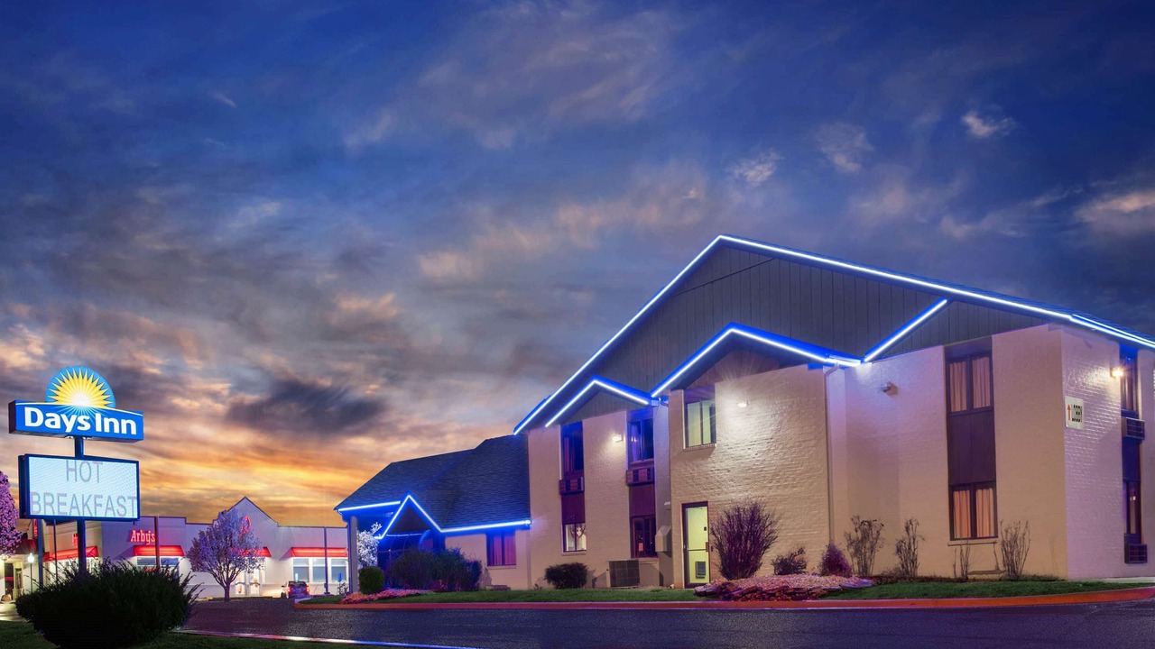 Photo of Buildings in Carthage