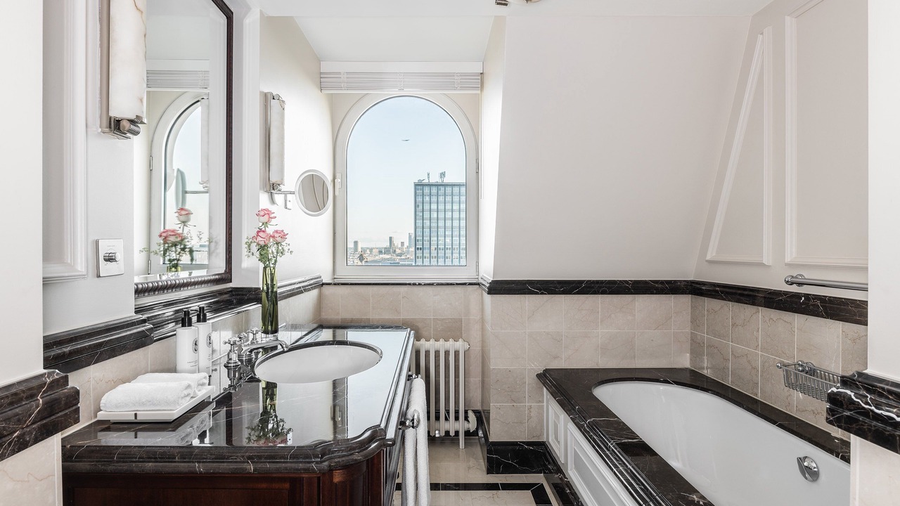 Photo of Others in Marylebone