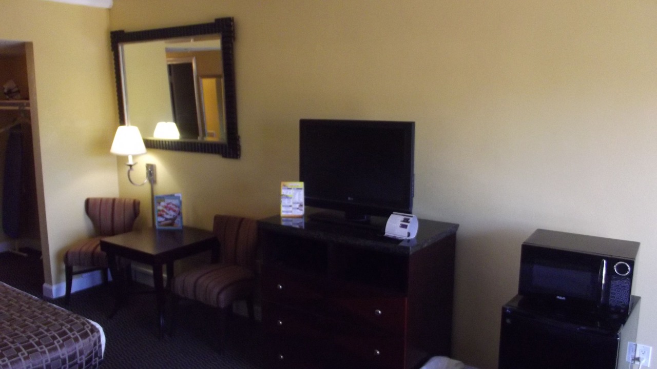 Photo of Bedroom in Northeast Virginia Beach