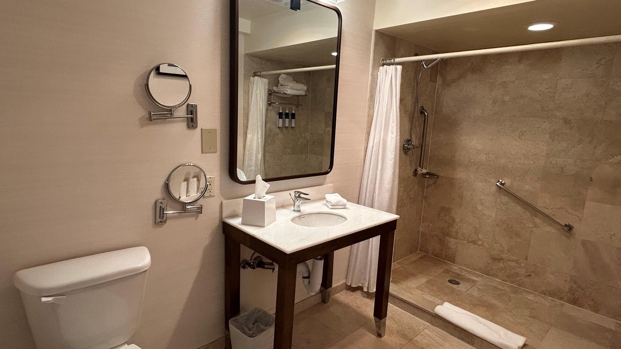 Photo of Bathroom in Plainview