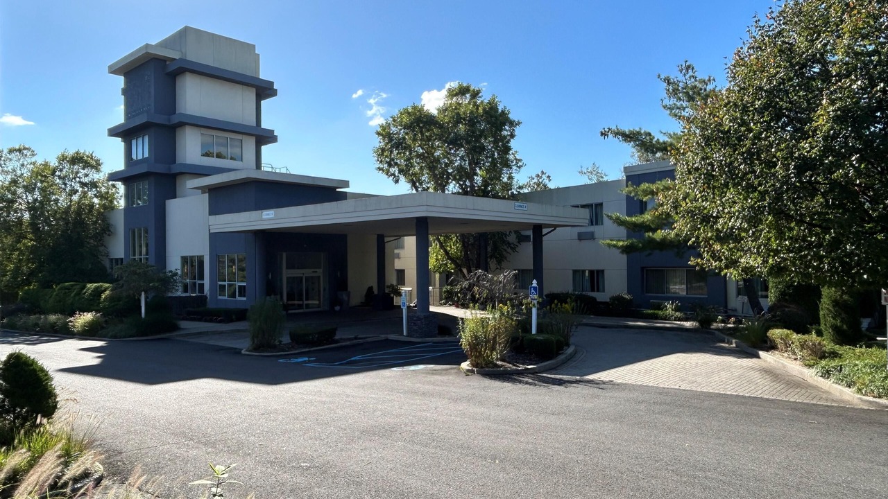 Photo of Outdoor in Plainview