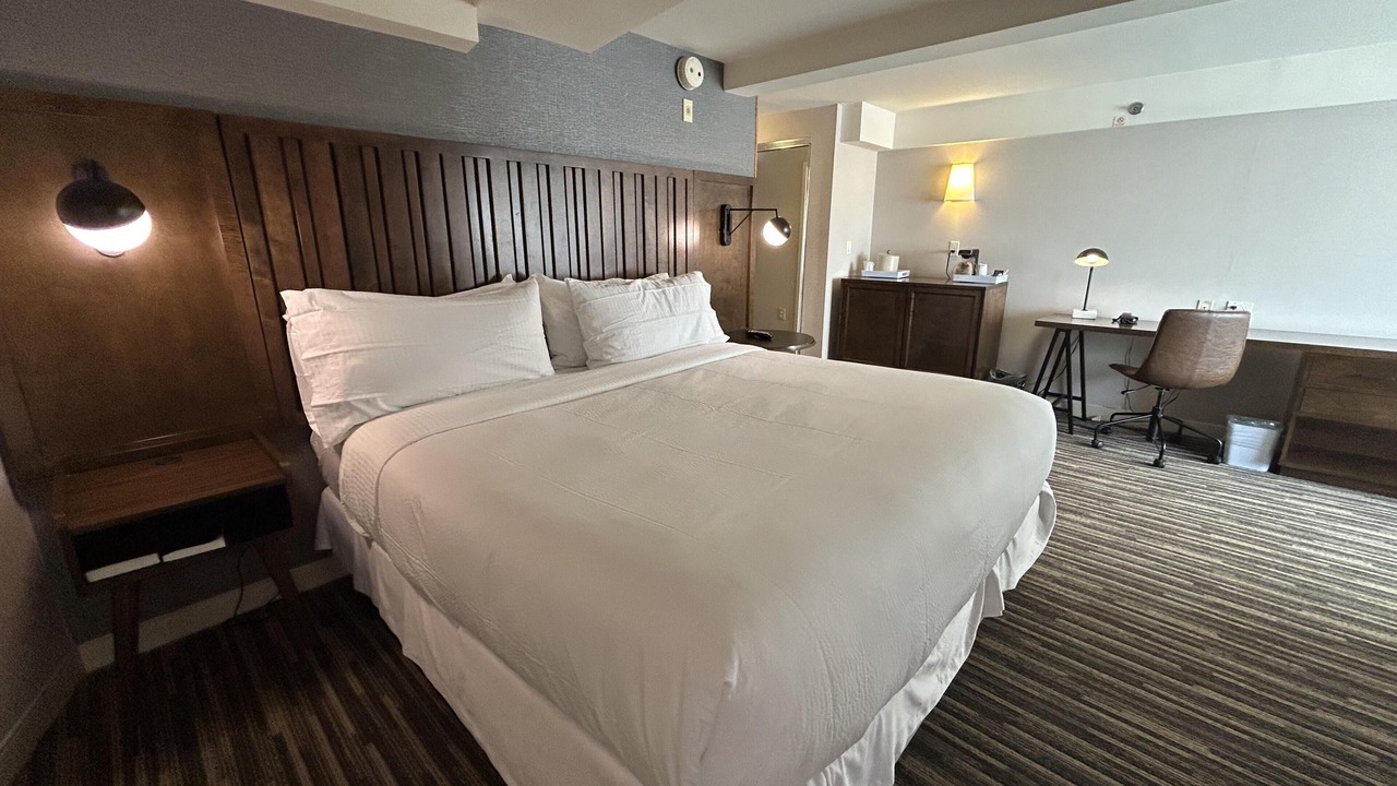 Photo of Bedroom in Plainview