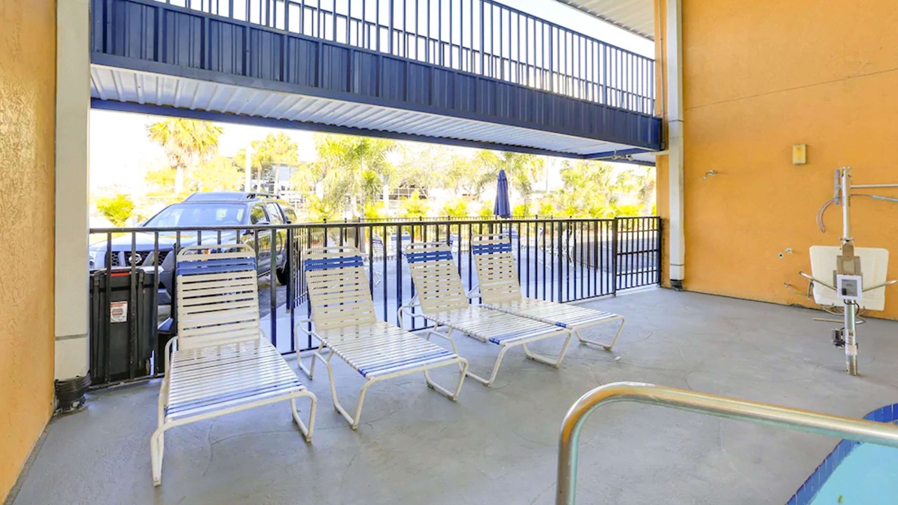 Photo of Outdoor in Bayshore Gardens