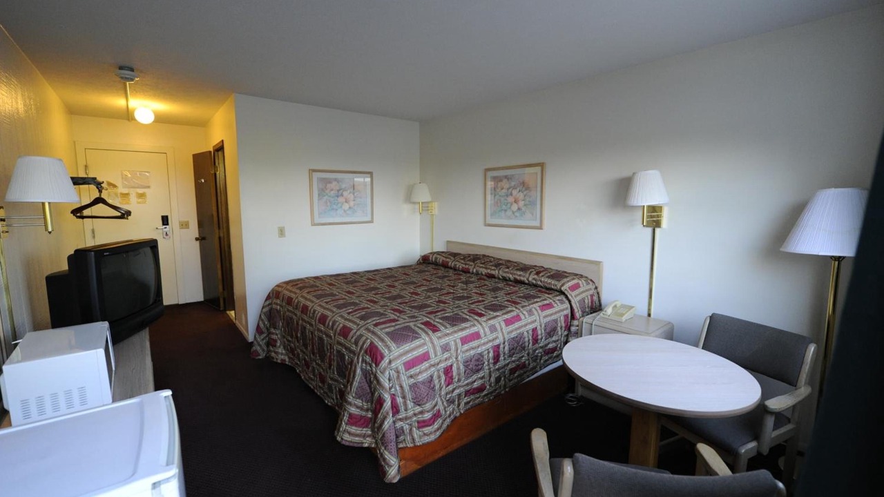 Photo of Others in Mansfield