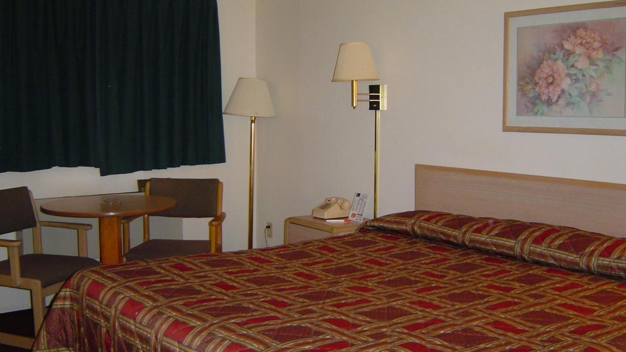 Photo of Others in Mansfield