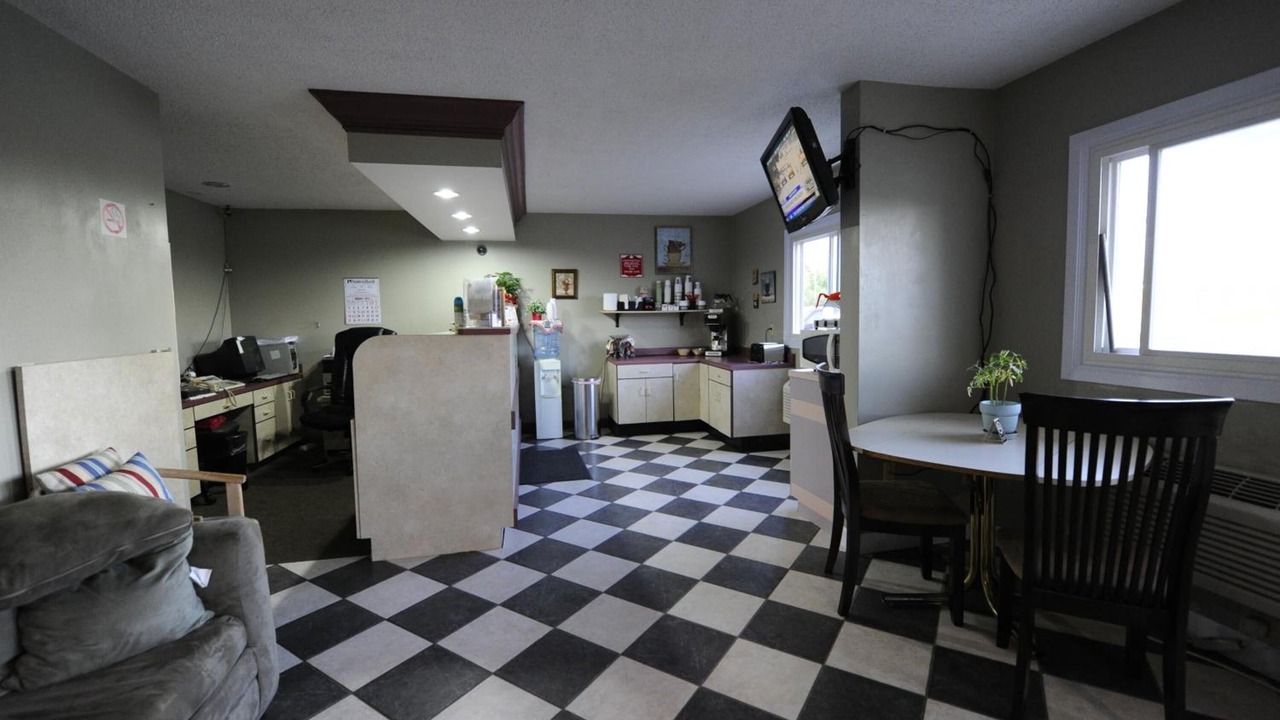 Photo of Others in Mansfield