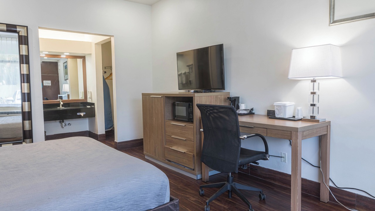 Photo of Bedroom in East Boca Raton