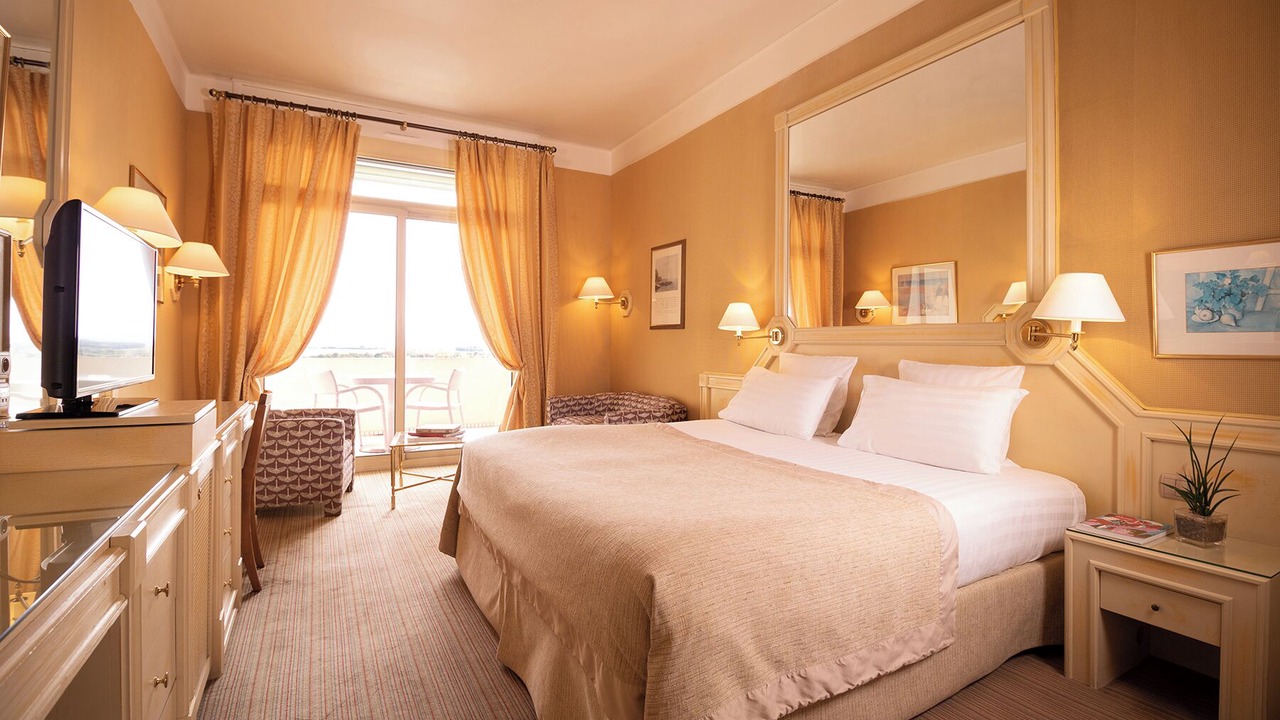 Photo of Bedroom in Divonne-les-Bains