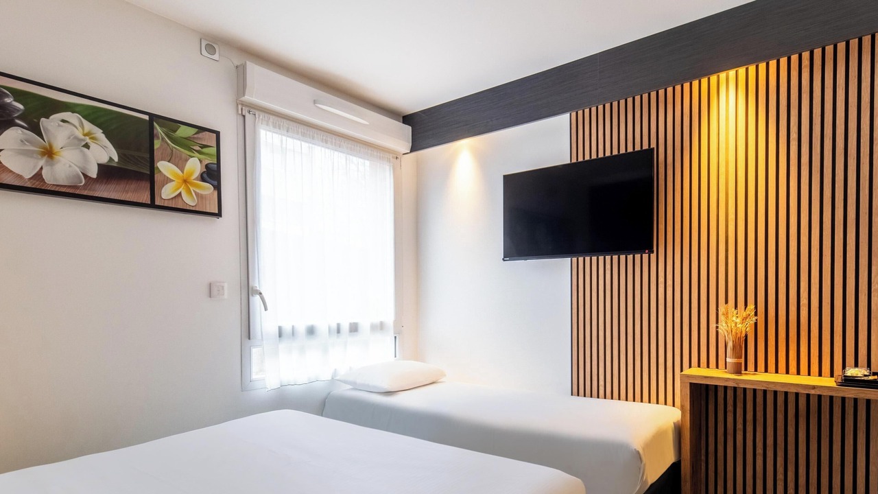 Photo of Bedroom in Limoges