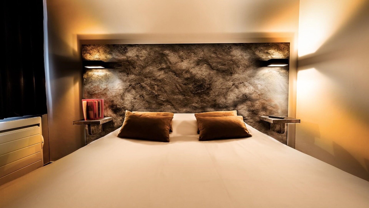 Photo of Bedroom in Lons-le-Saunier