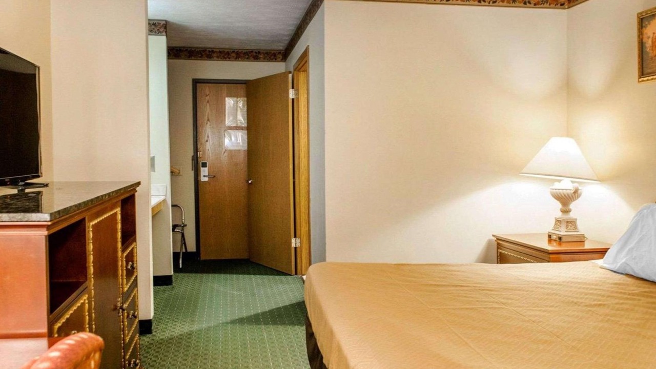 Photo of Bedroom in Chesterton