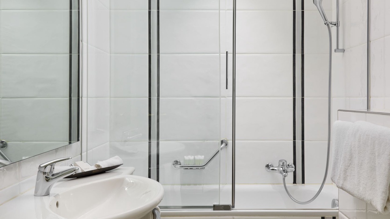 Photo of Bathroom in Lausanne Center