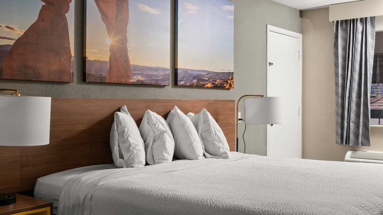 Photo of Bedroom in Northeast Heights
