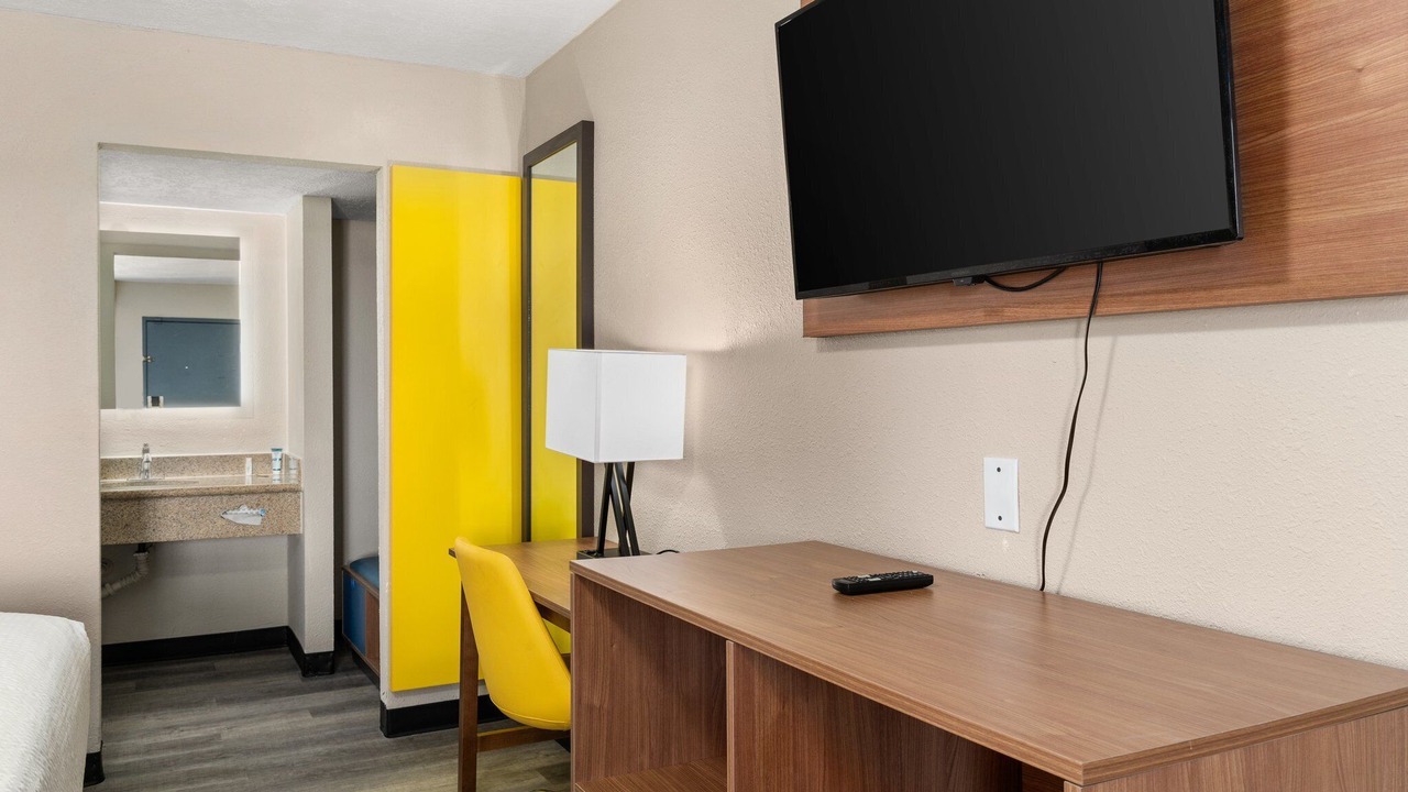 Photo of Bedroom in Northeast Heights