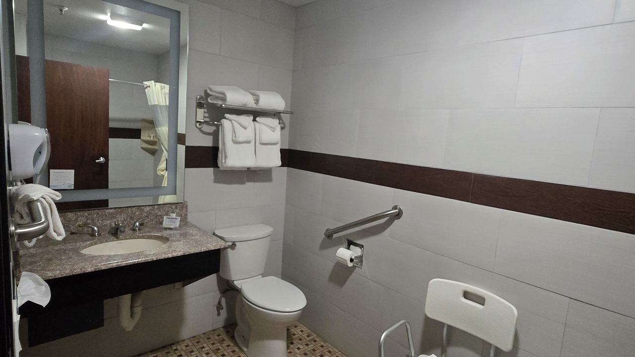 Photo of Bathroom in Williams
