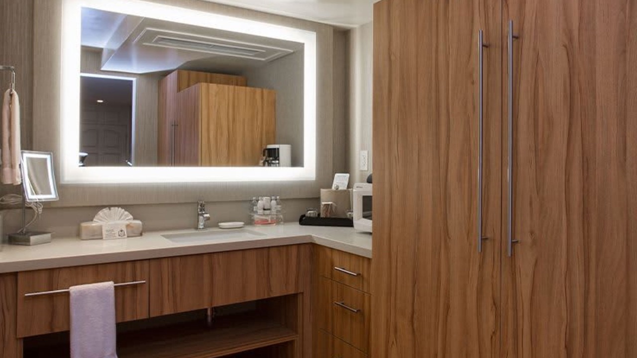 Photo of Bathroom in Old Mountain View