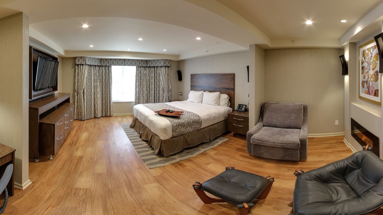 Photo of Bedroom in Old Mountain View