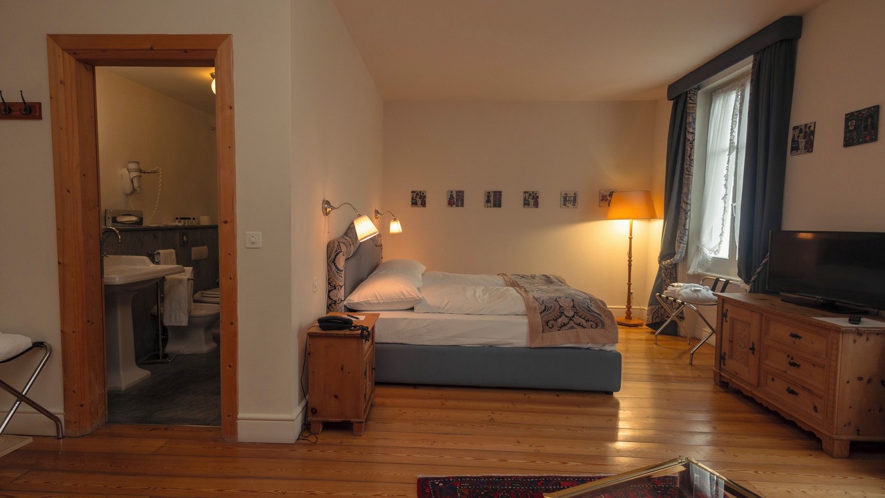 Photo of Bedroom in Samedan