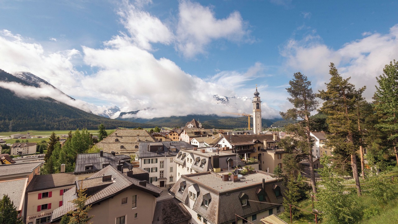 Photo of Outdoor in Samedan