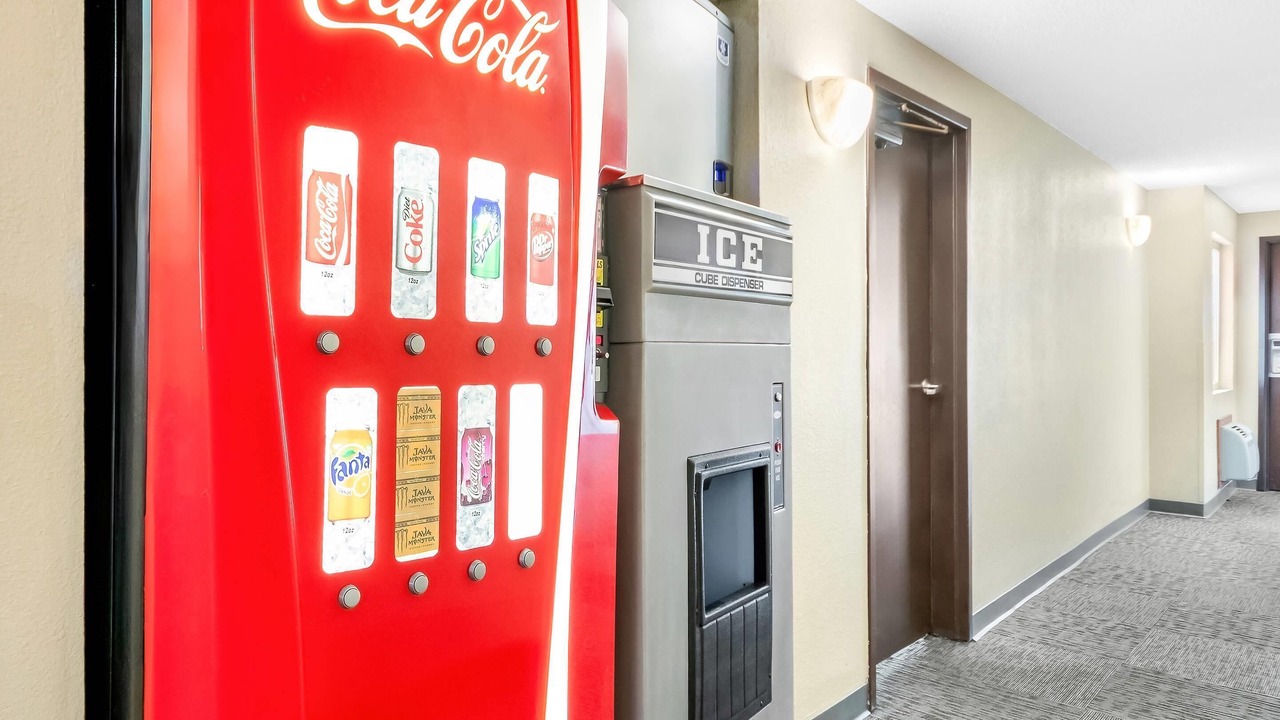 Photo of Others in Helena