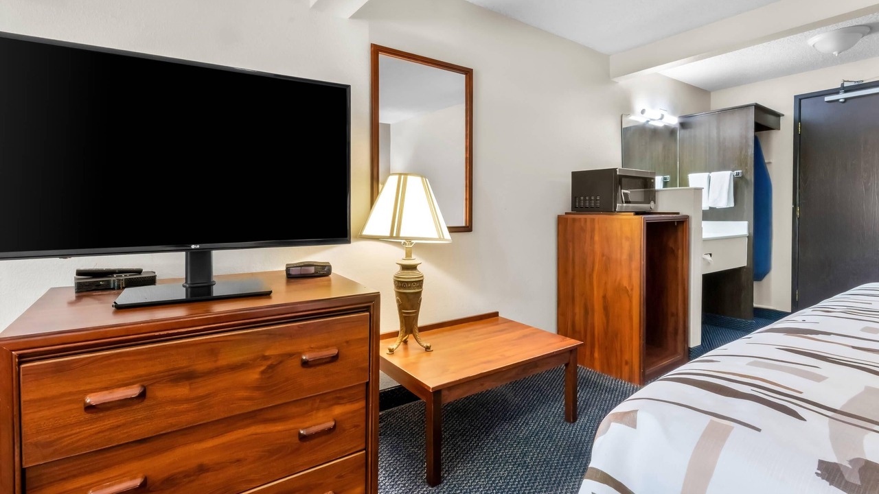 Photo of Others in Helena