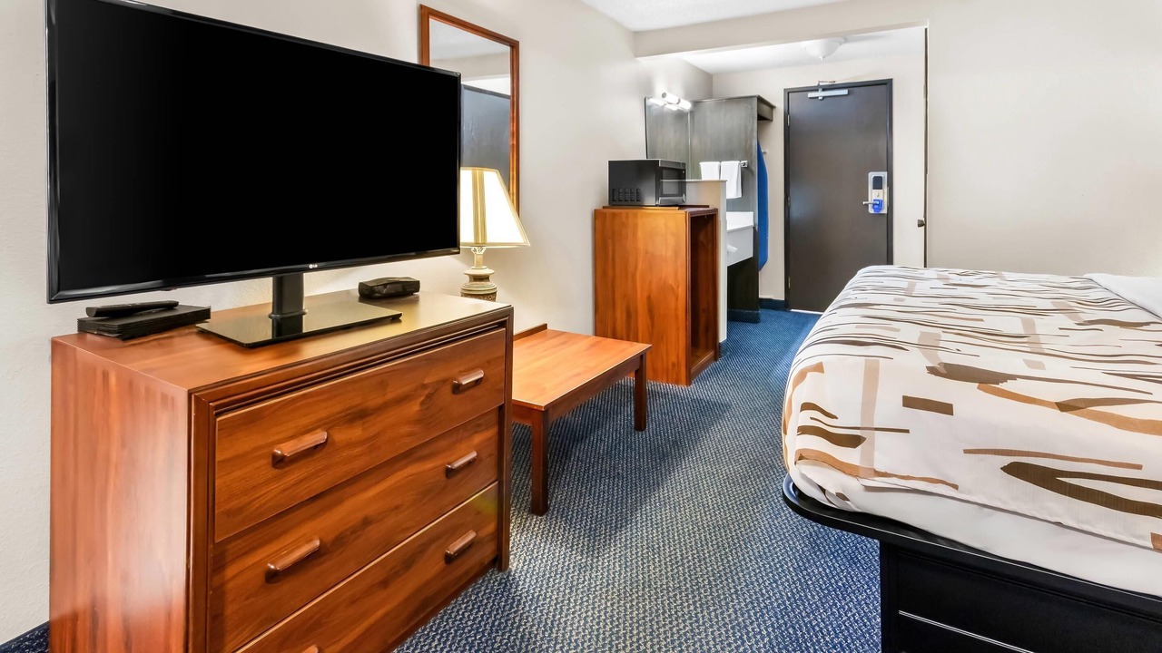 Photo of Others in Helena