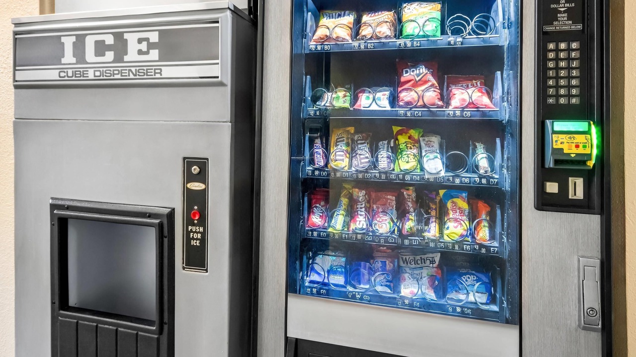 Photo of Others in Helena