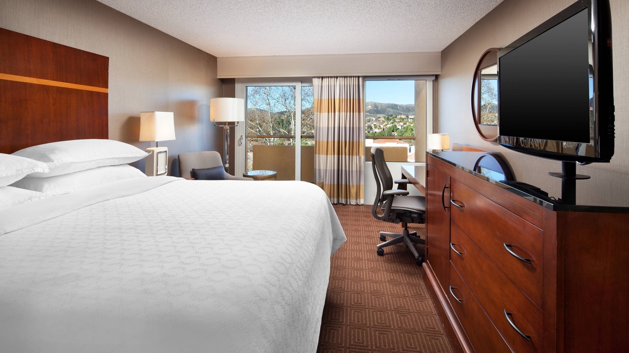 Photo of Bedroom in Agoura Hills
