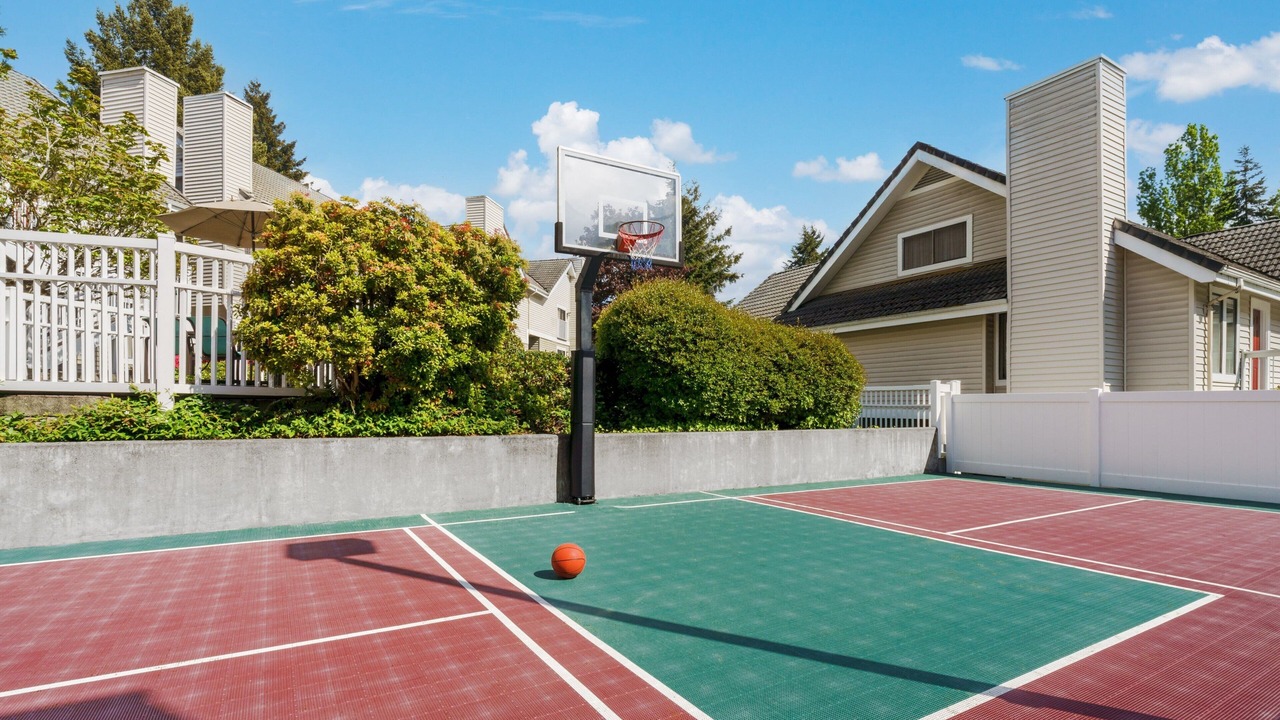 Photo of Others in Bridle Trails