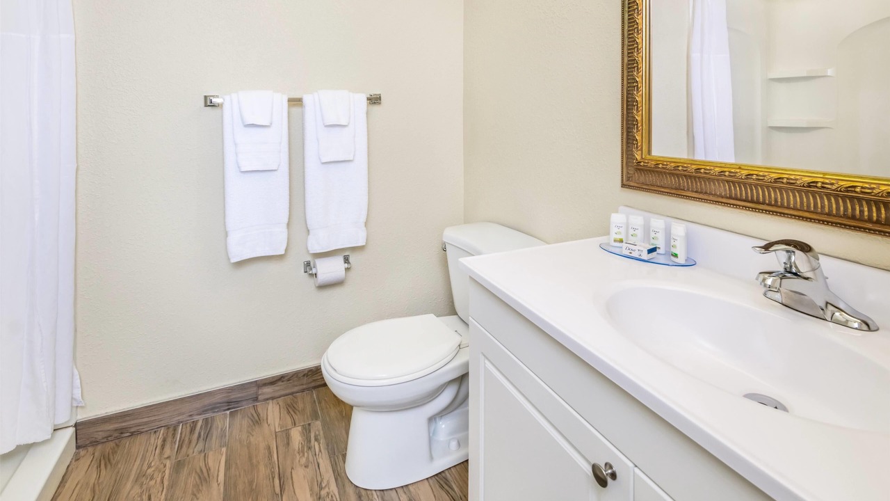 Photo of Bathroom in Gananoque