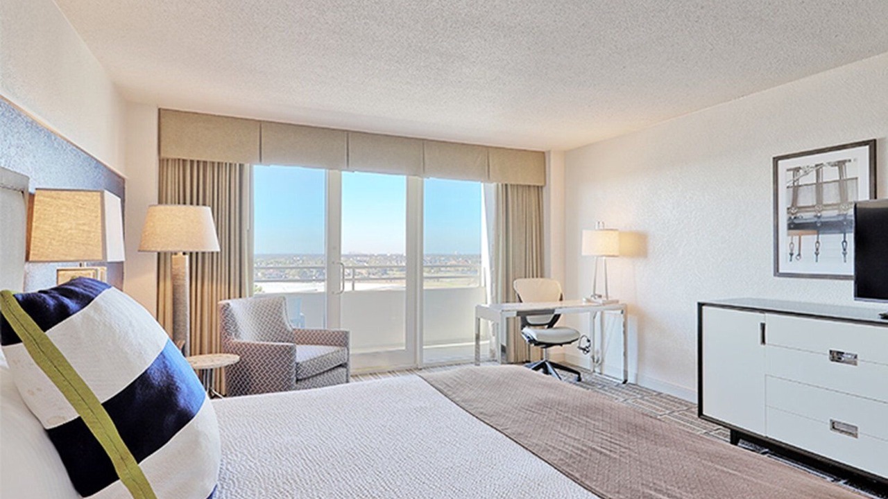 Photo of Bedroom in League City