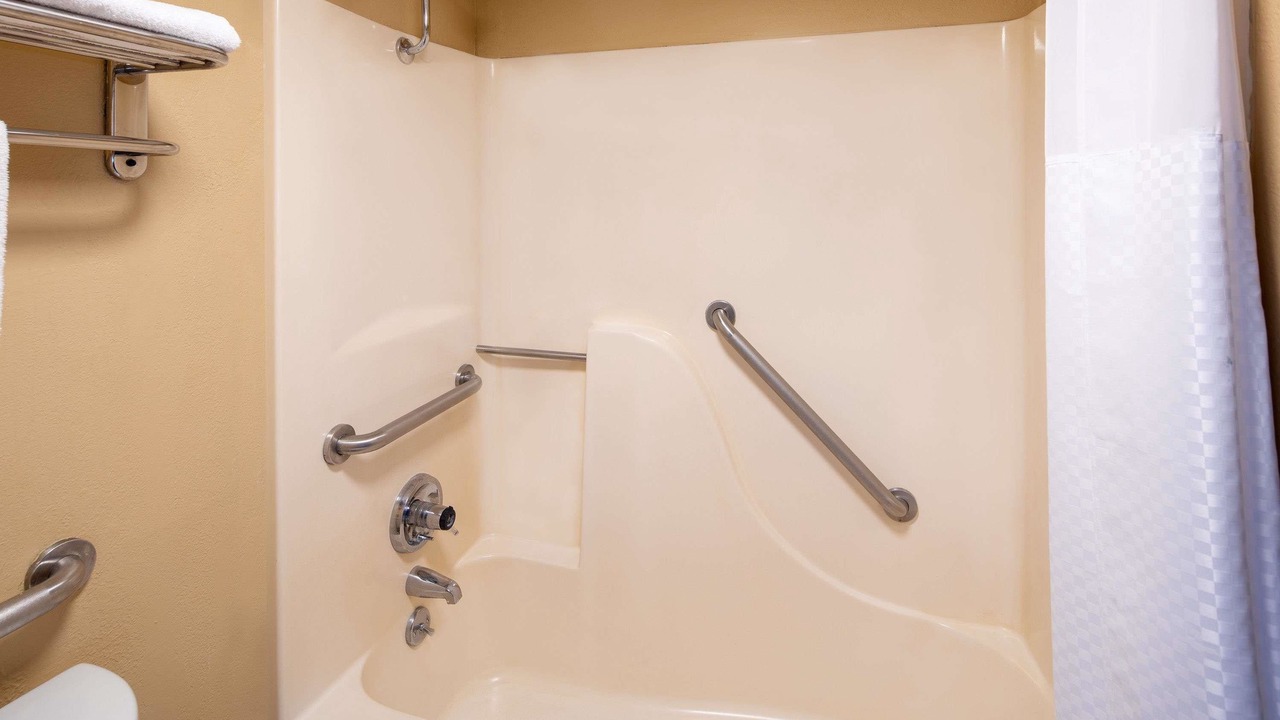 Photo of Bathroom in Tupelo