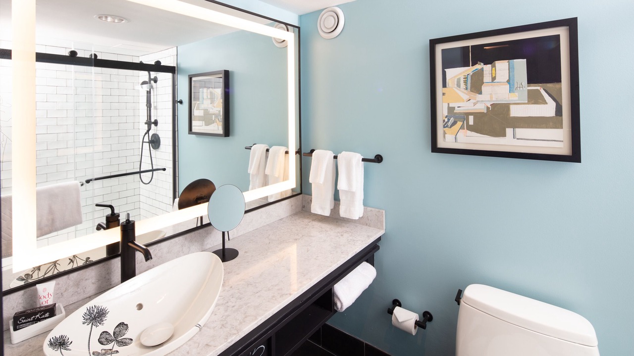 Photo of Bathroom in East Town