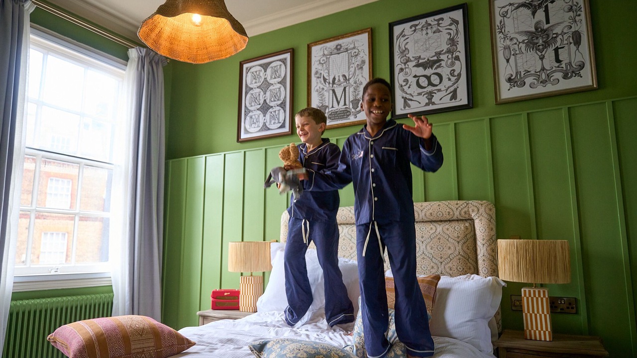 Photo of Bedroom in Dorking