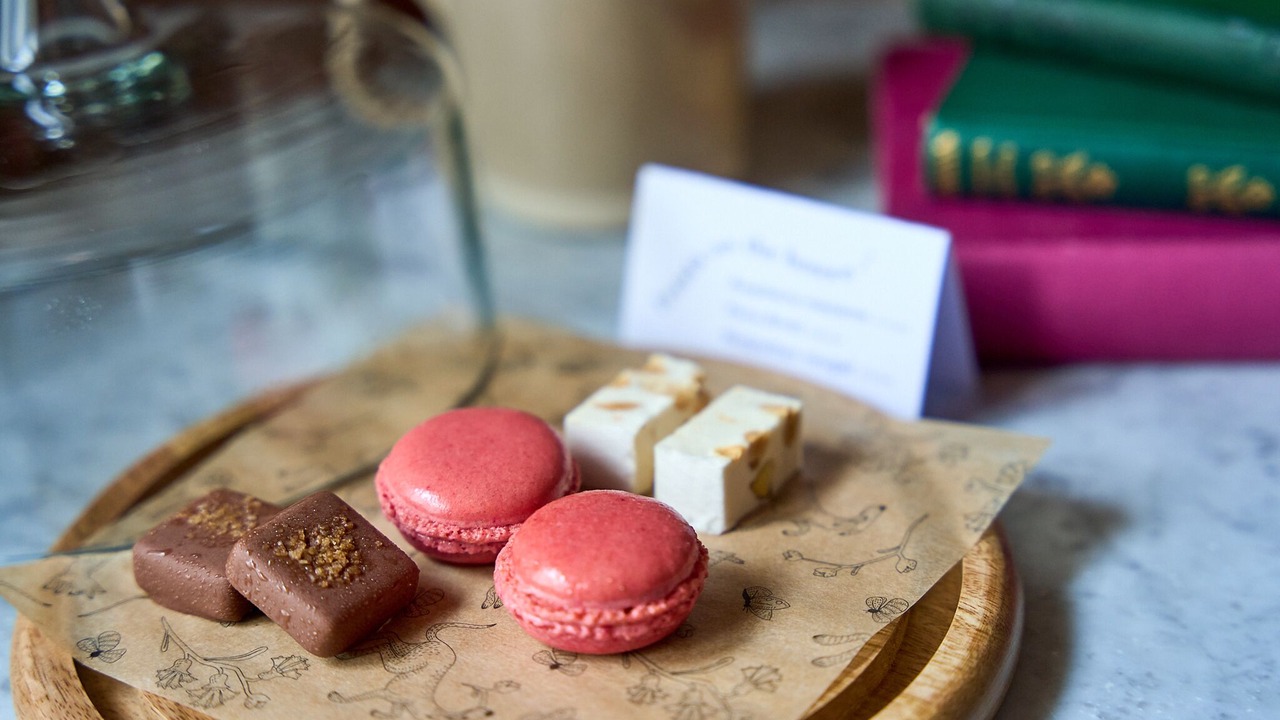 Photo of Others in Dorking