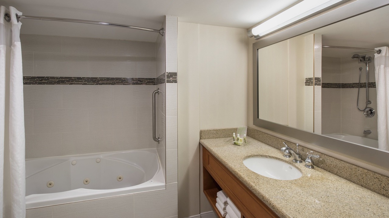 Photo of Bathroom in Fort Gary